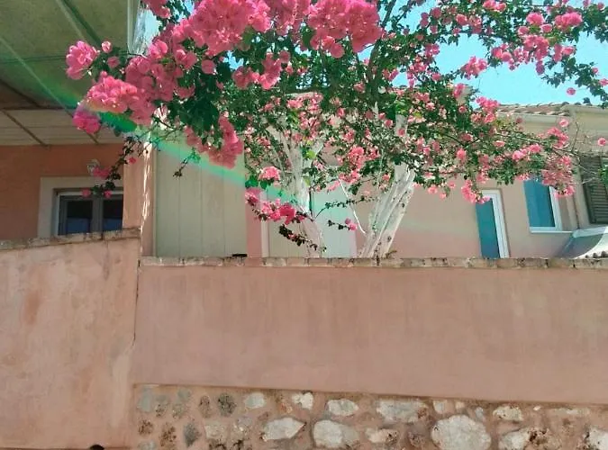 Cozy Eco Tatil Evi Liapades