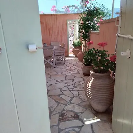 Дом отдыха Cozy Eco Лиападес